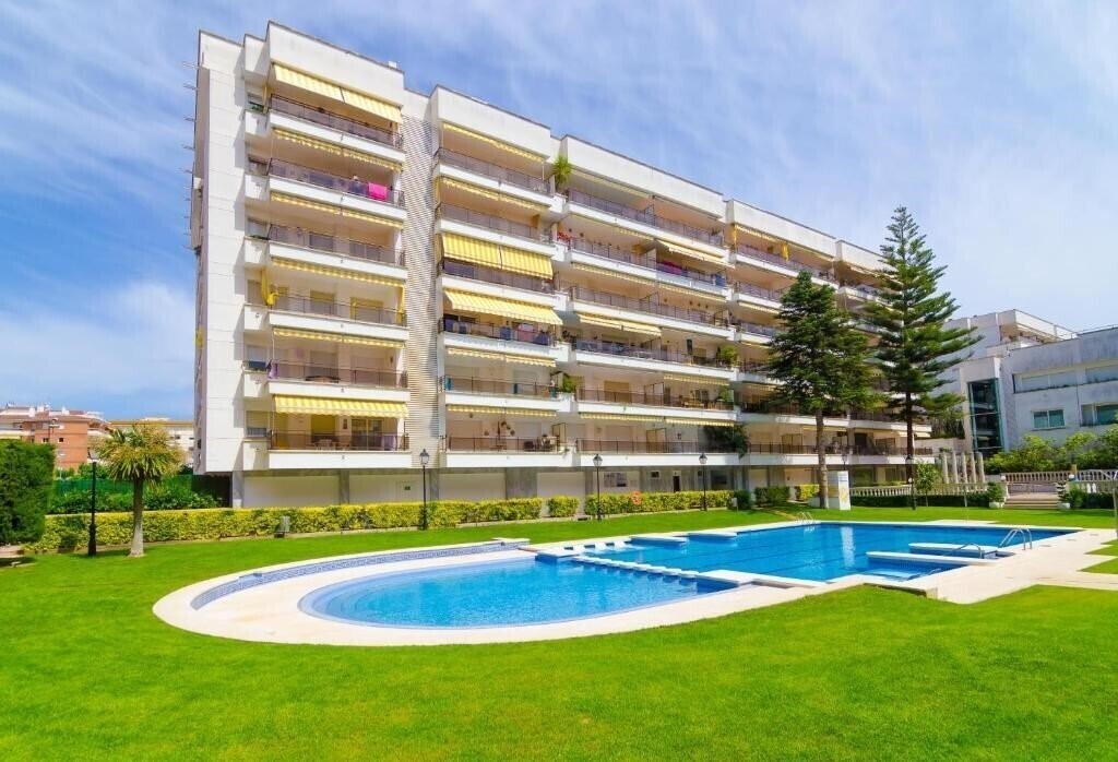 Отель Apartamentos Alva Park 3*