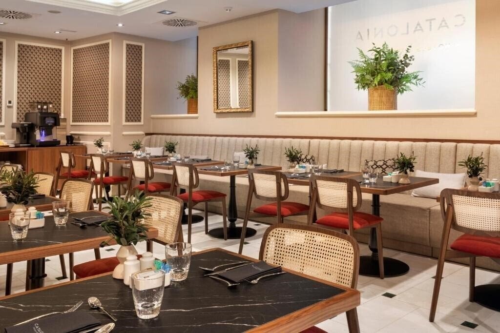 Fotografii Catalonia Las Cortes 4*