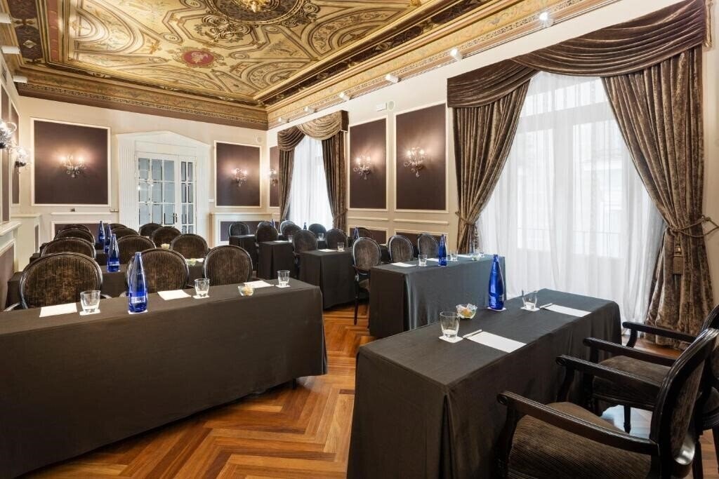 Imaginea Catalonia Las Cortes 4*