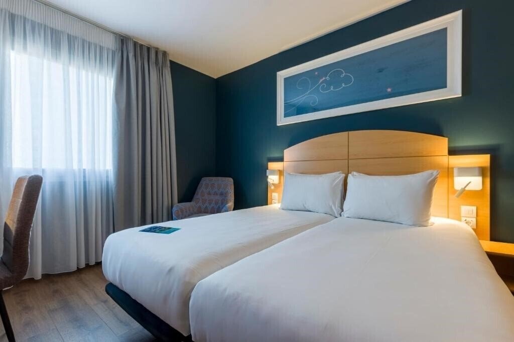 Hotel Travelodge Madrid Alcala De Henares (ex. Campanile Madrid Alcala De Henares) 3*