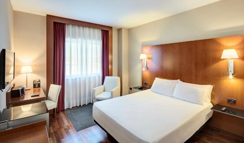 Отель Sercotel AB Rivas 4*