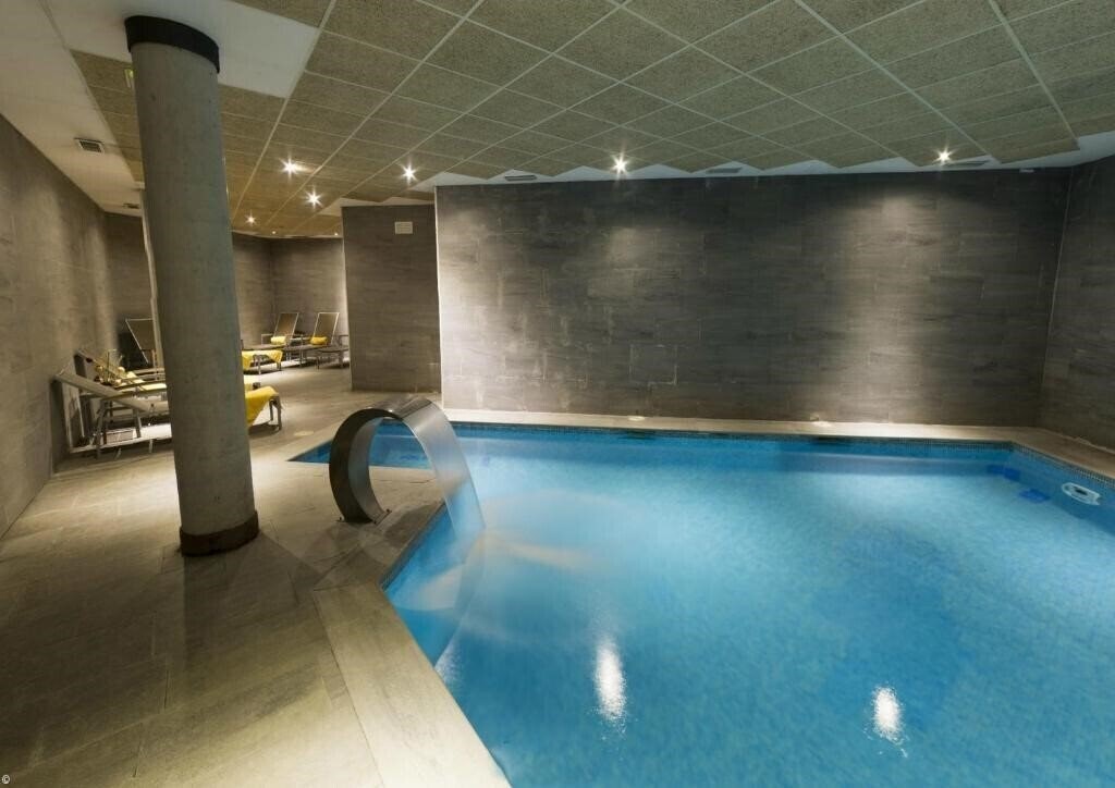 Hotel Isla De La Garena 4*