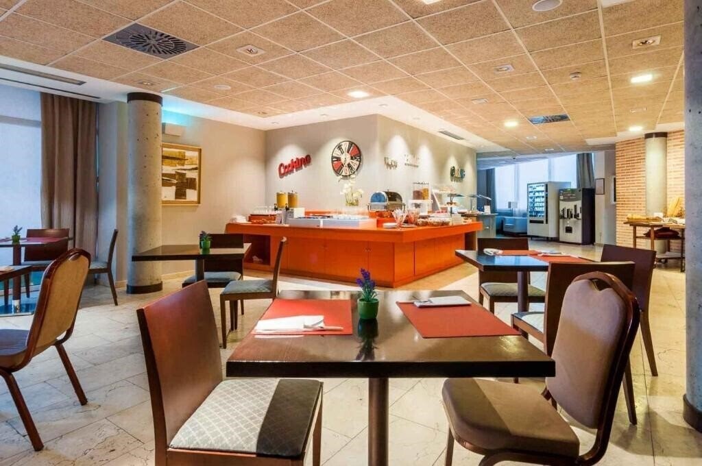 Imaginea Isla De La Garena 4*