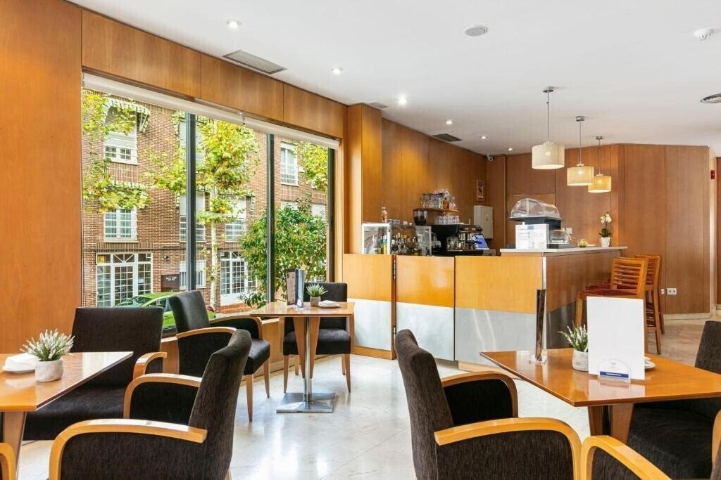 Imaginea Globales De Los Reyes Hotel 3*