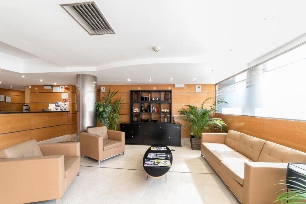 Imaginea Infanta Mercedes 2*