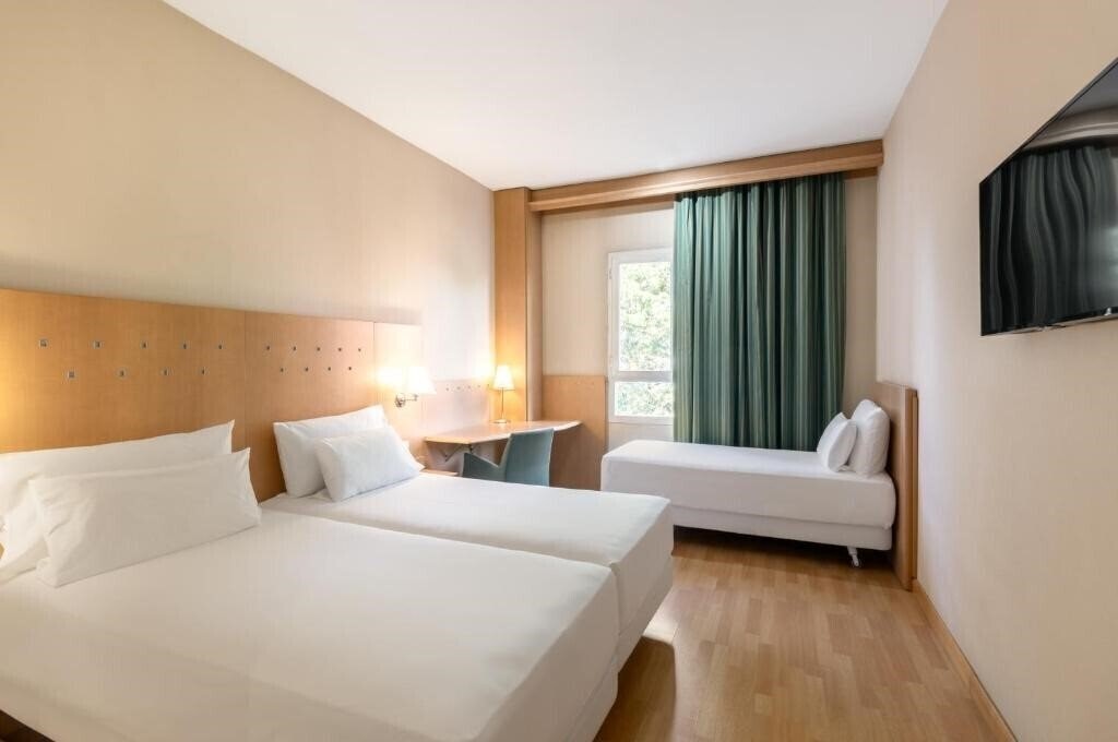 Fotografii Nh Leganes 3*