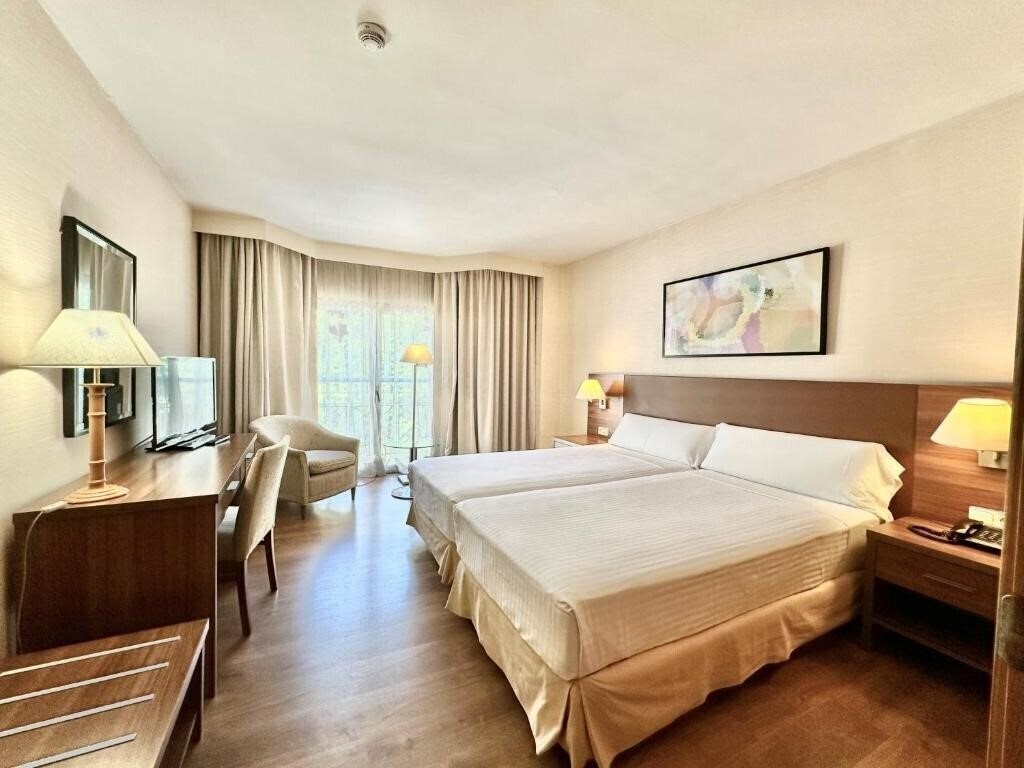 Fotografie Aparto-Hotel Rosales 3*