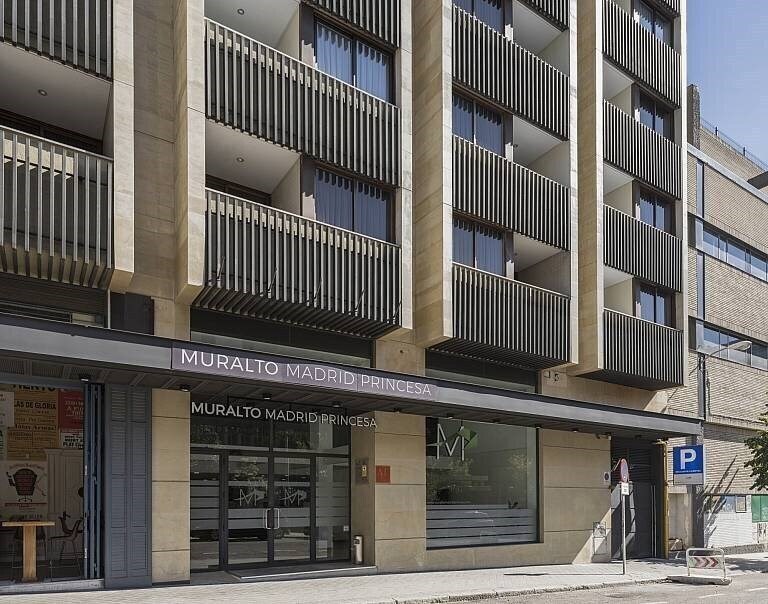 Hotel Aparto-Suites Muralto 3*