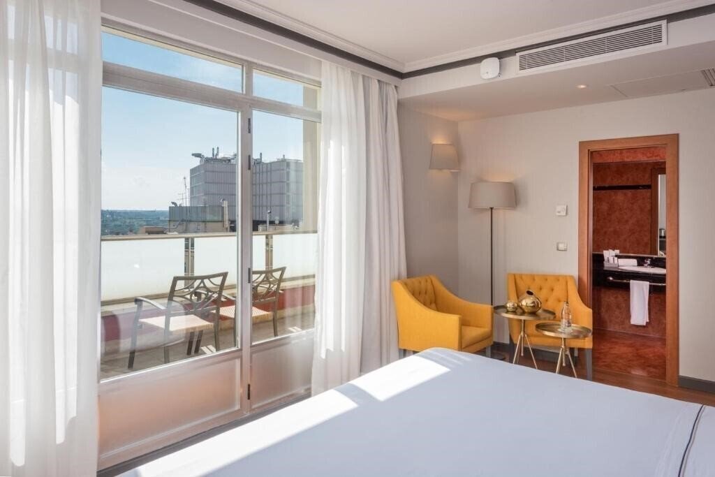 Imaginea Tryp Madrid Plaza Espana (ex. Menfis) 4*