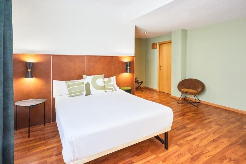 Hotel Cason Del Tormes 3*