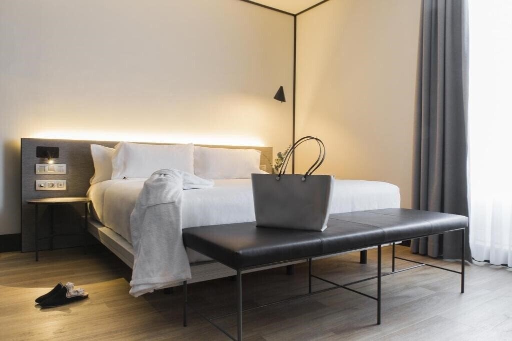 Imaginea Petit palace embassy hotel 3*