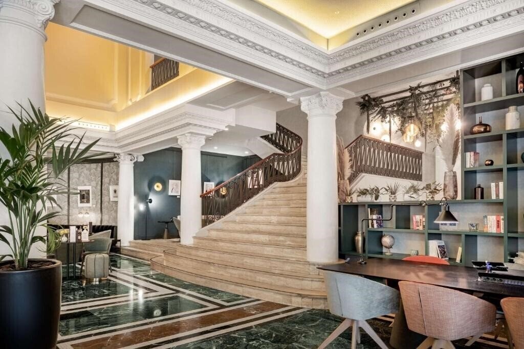 Imaginea NH Madrid Nacional 4*