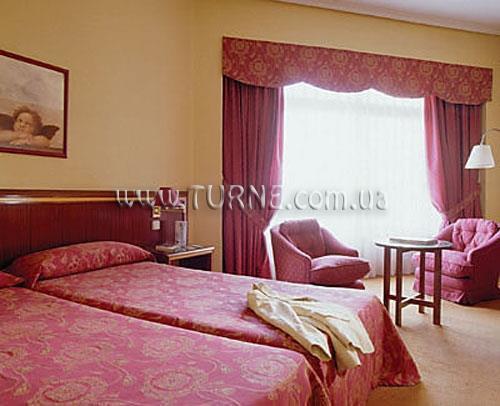 Hotel Madrid Plaza Espana (ex. Tryp Menfis) 4*