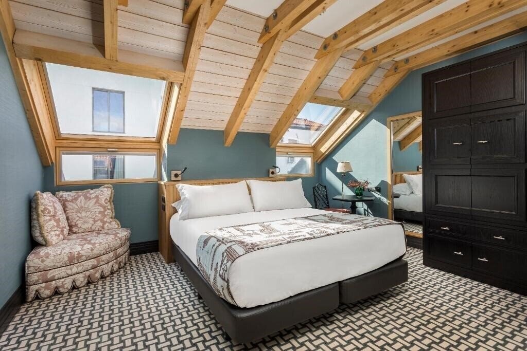 Imaginea Room Mate Alba отель без категории