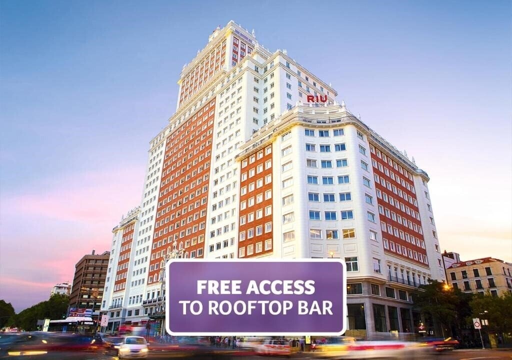 Hotel Riu Plaza Espana 4*