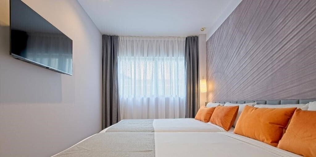 Картинка Dwo Yuste Alcala 3*