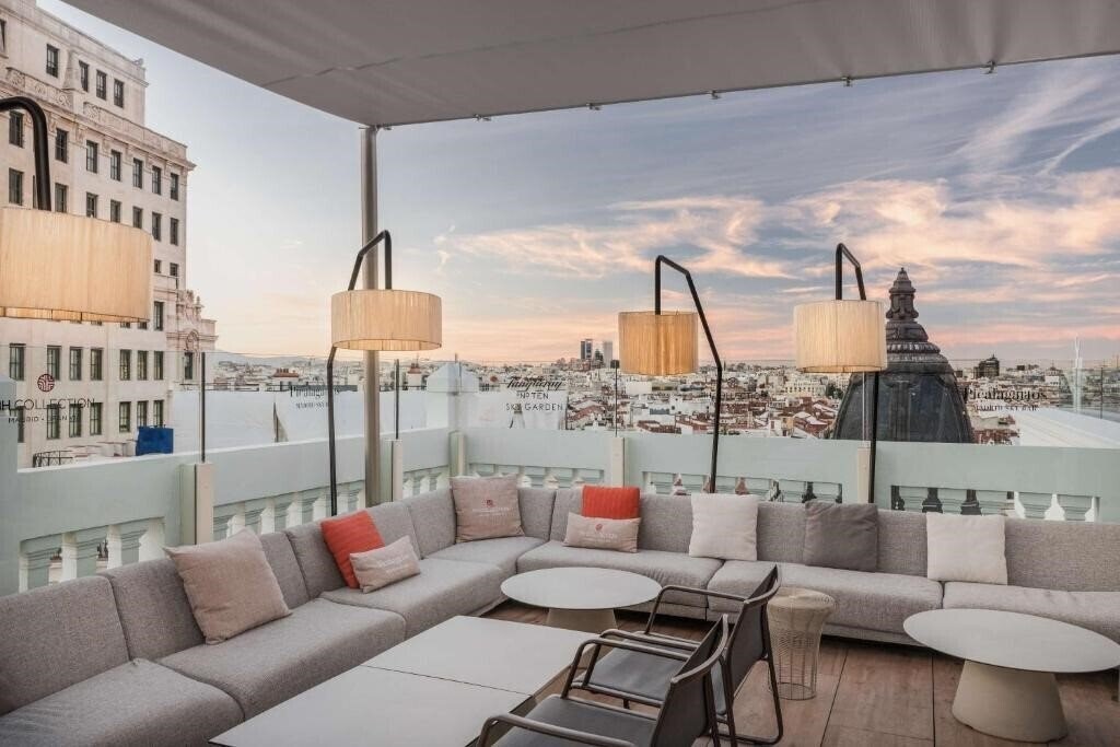 Imaginea Nh Collection Madrid Gran Via 4*