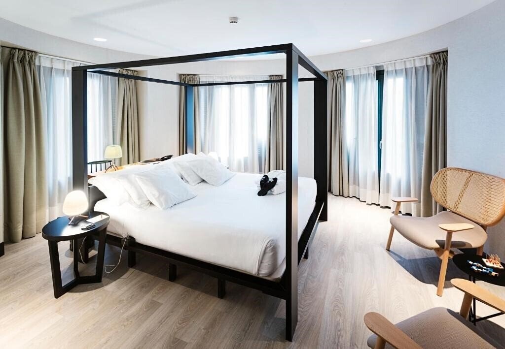 Fotografii One Shot Luchana 22 4*