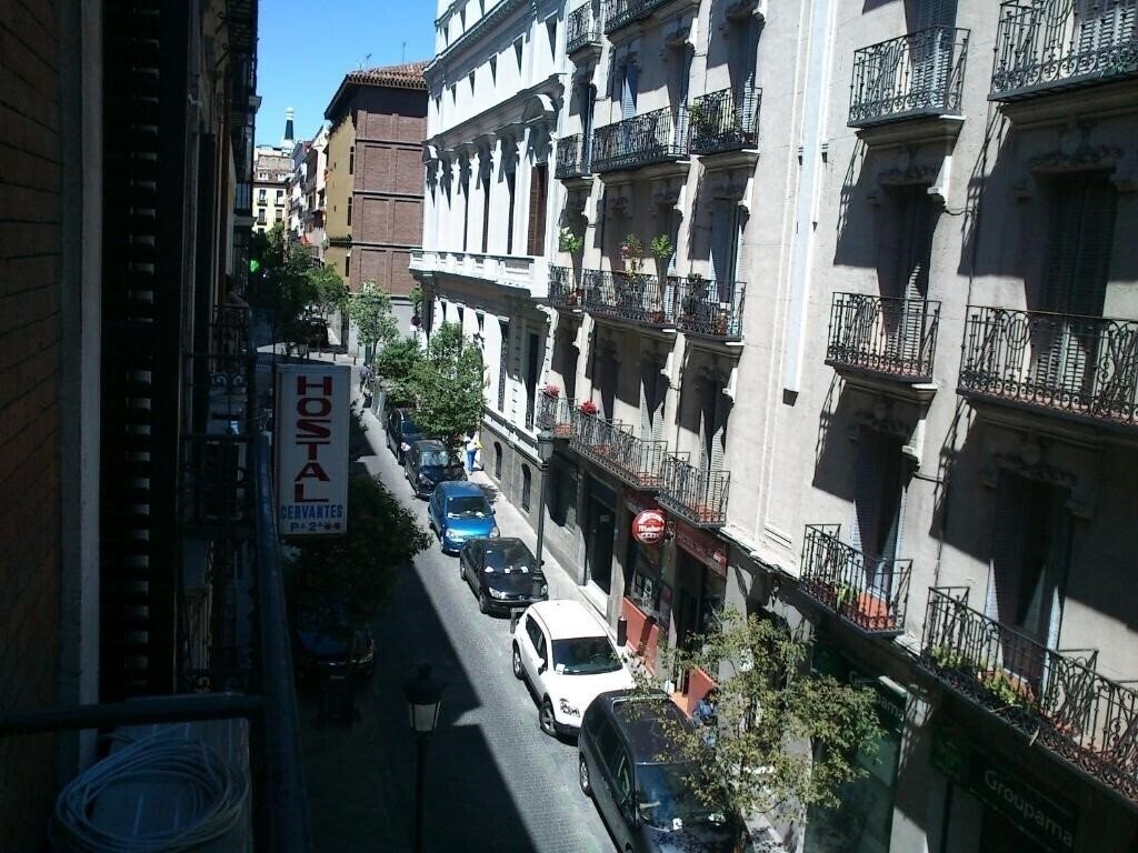 Hotel Hostal Cervantes 2*