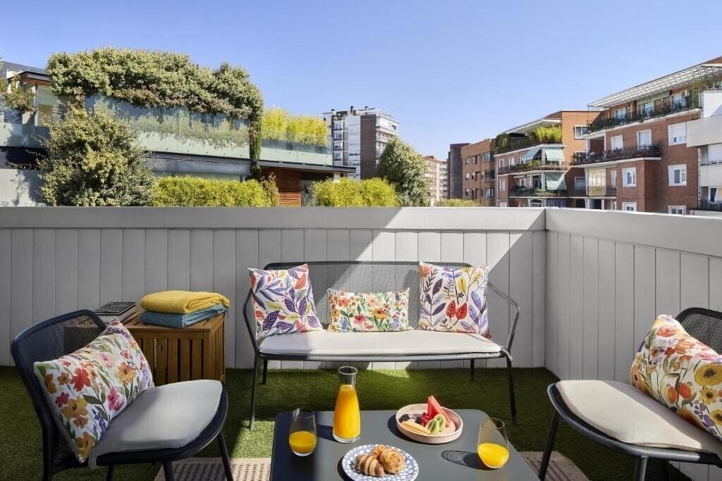 Fotografie NH Paseo de la Habana 4*