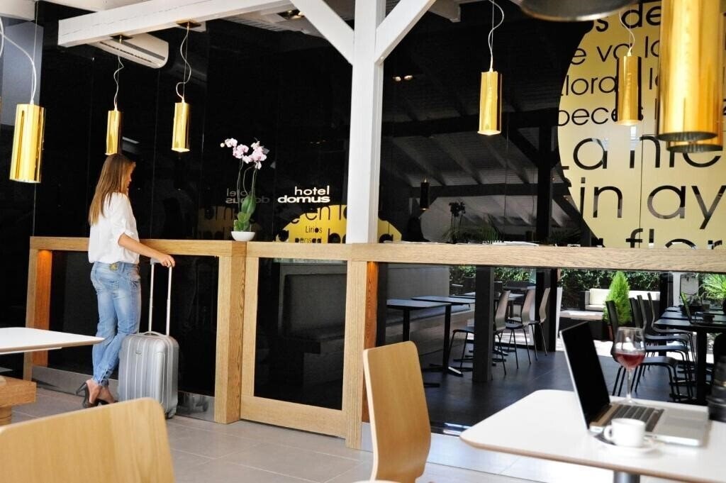 Imaginea Domus - Malaga 2*