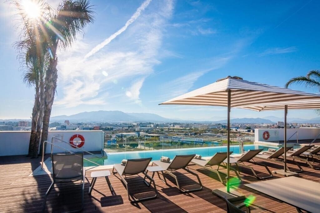 Imaginea Hotel Malaga Vibes 4*