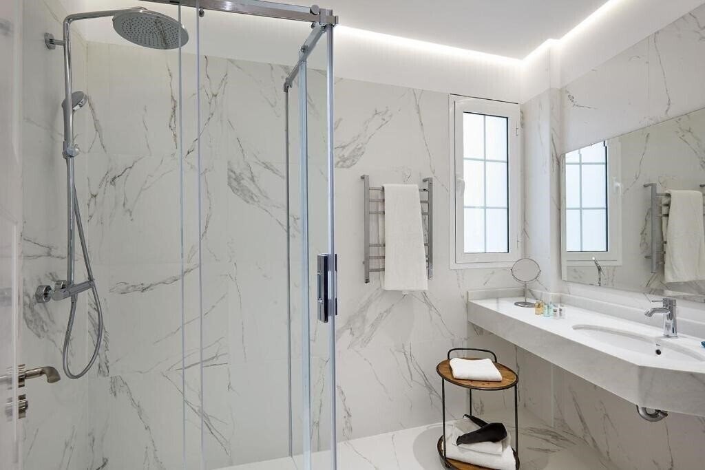 Фото Lodgingmalaga Plaza Constitucion 4*