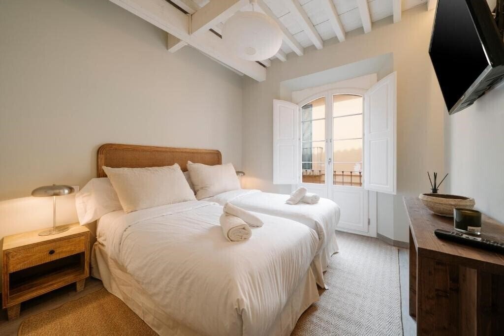 Imaginea Cream Boutique Málaga (ex. Malaga Hostel Boutique) 3*