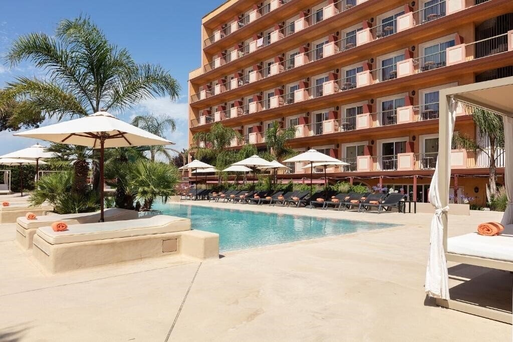 Фото Luna Club 4*