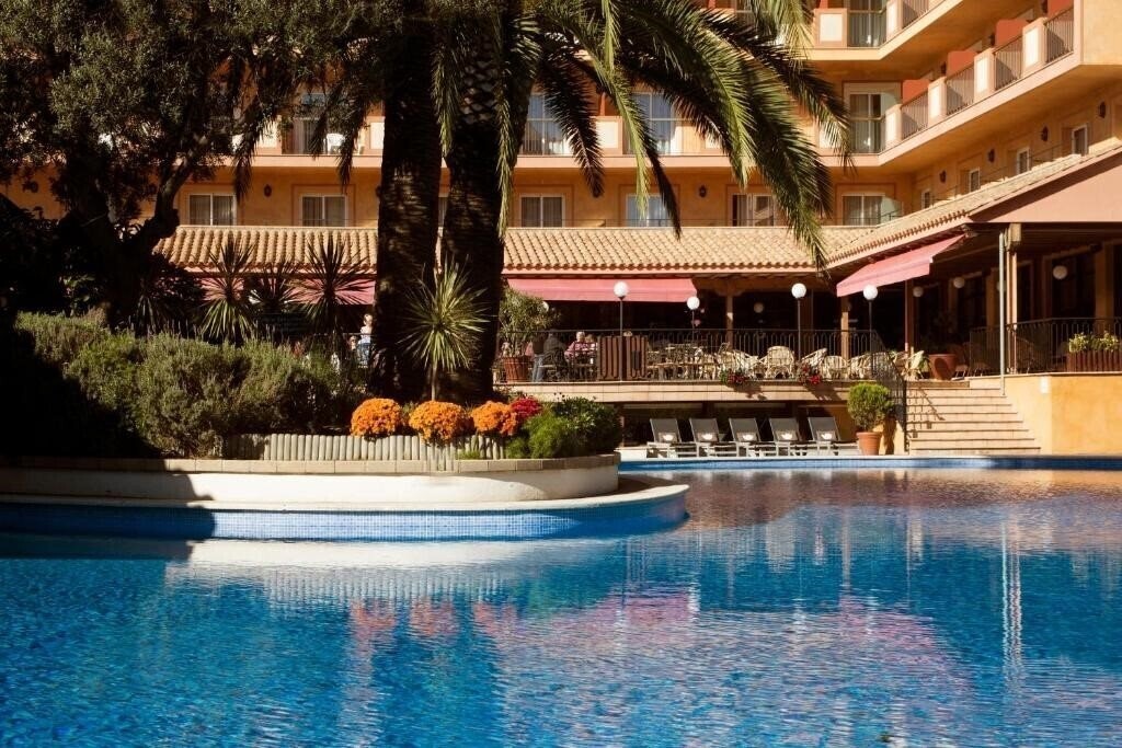 Изображение Luna Club 4*