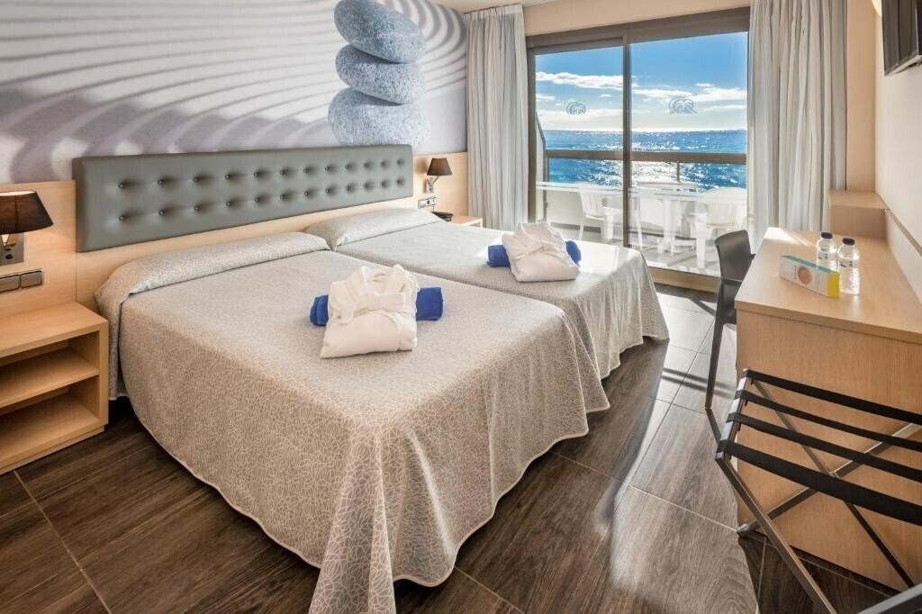 Фото Tropic Park 4*