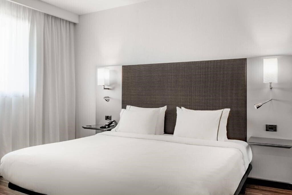 Imaginea Ac Hotel By Marriott Algeciras 4*
