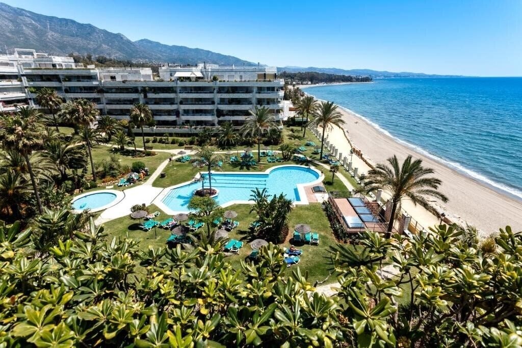 Hotel Coral Beach 3*