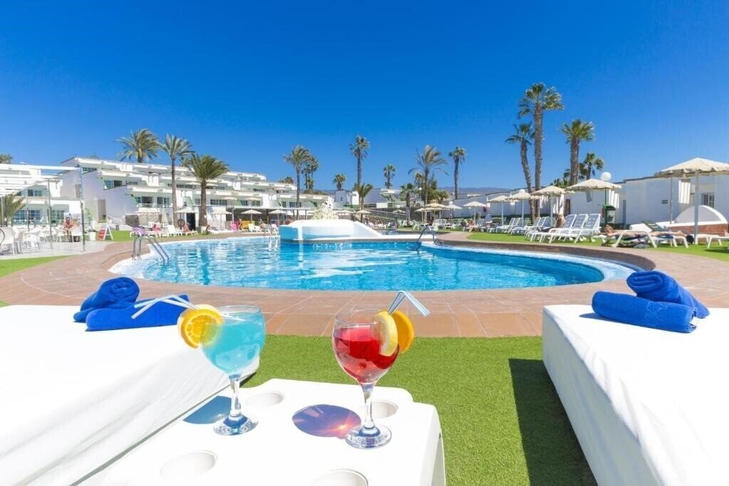 Hotel Vista Oasis Bungalows 2*