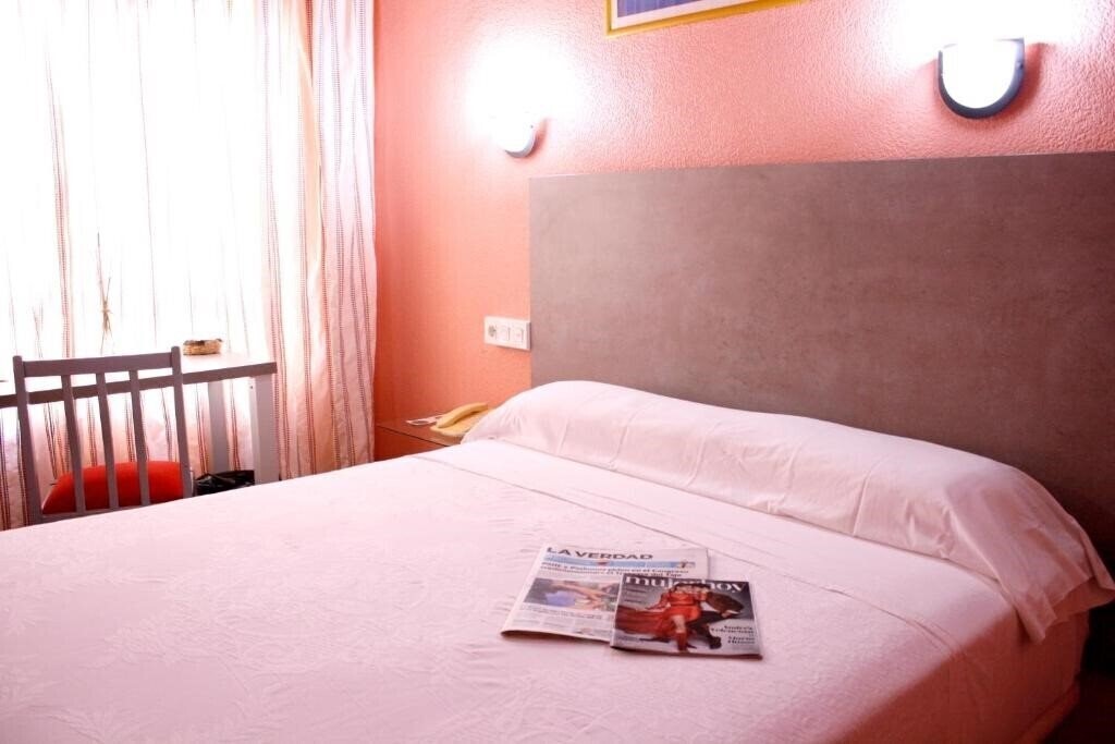 Hotel Universal Murcia 2*