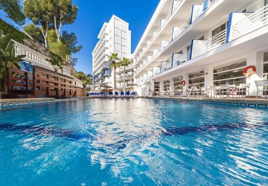 Hotel Globales Palmanova Palace 4*