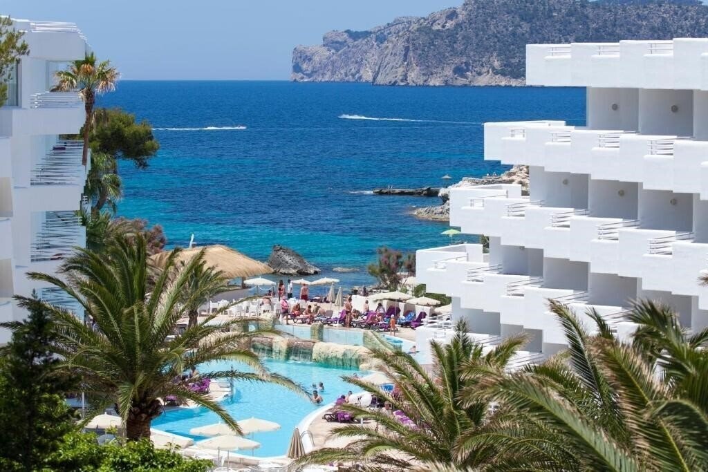 Hotel Hotel Fergus Style Cala Blanca Suites 4*