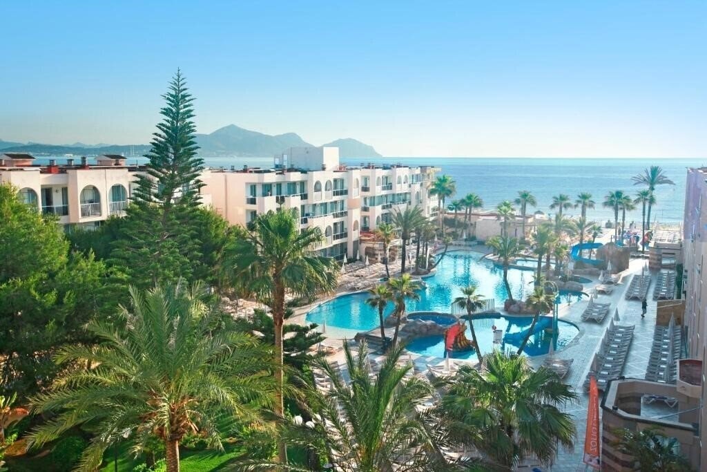 Отель Alcudia Pins 3*