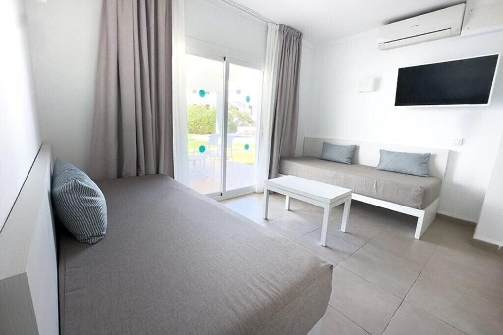 Fotografii Aparthotel Ses Cases D'Or 2*