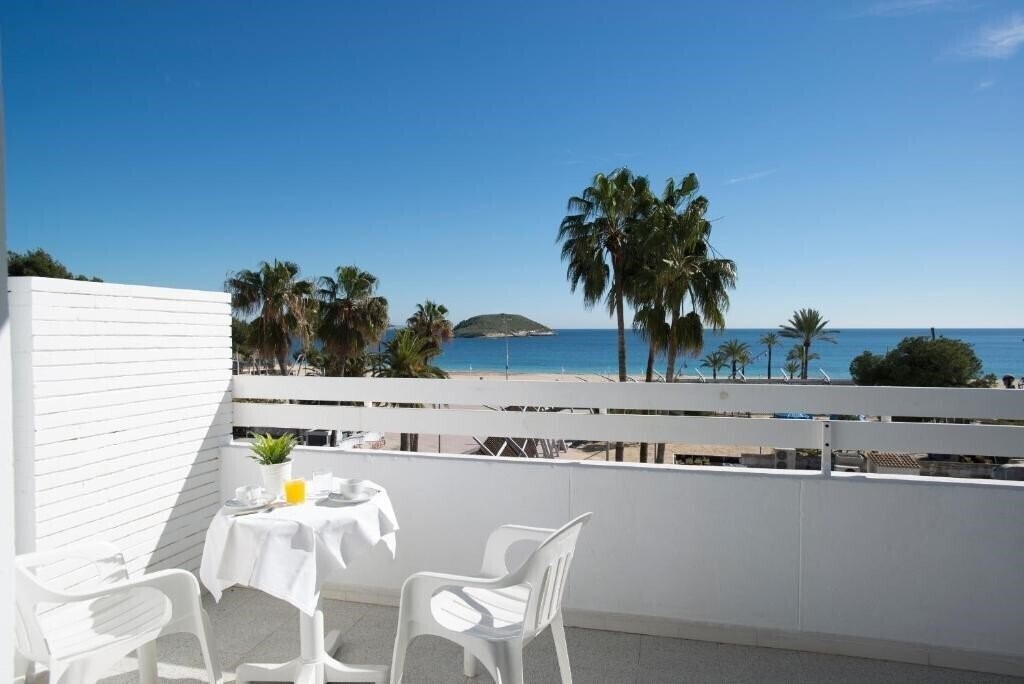 Imaginea Magaluf Strip Apartments 2 Keys 2*