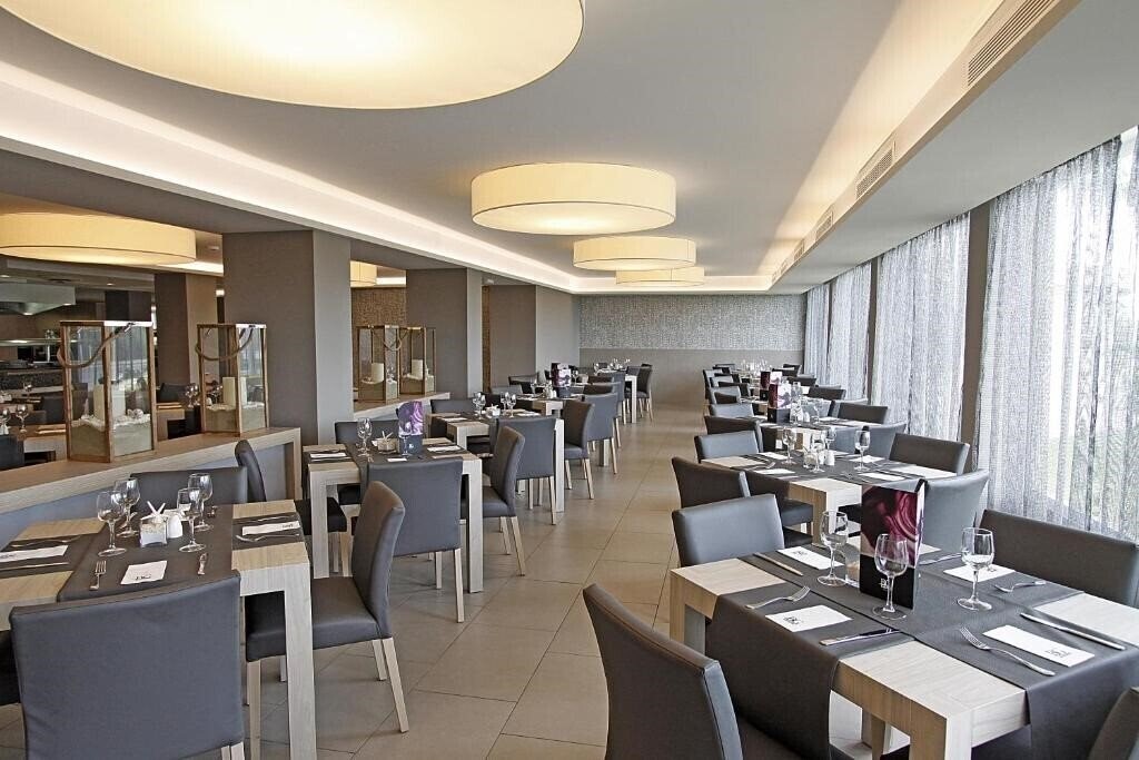 Imaginea Java 4*