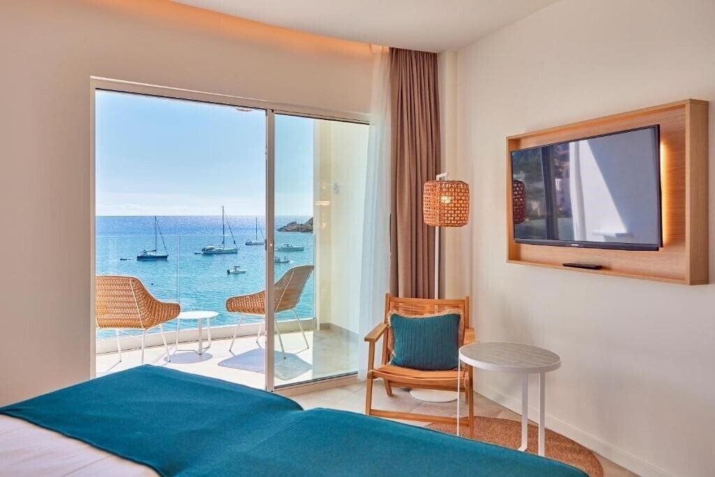 Изображение Universal Hotel Aquamarin 4*