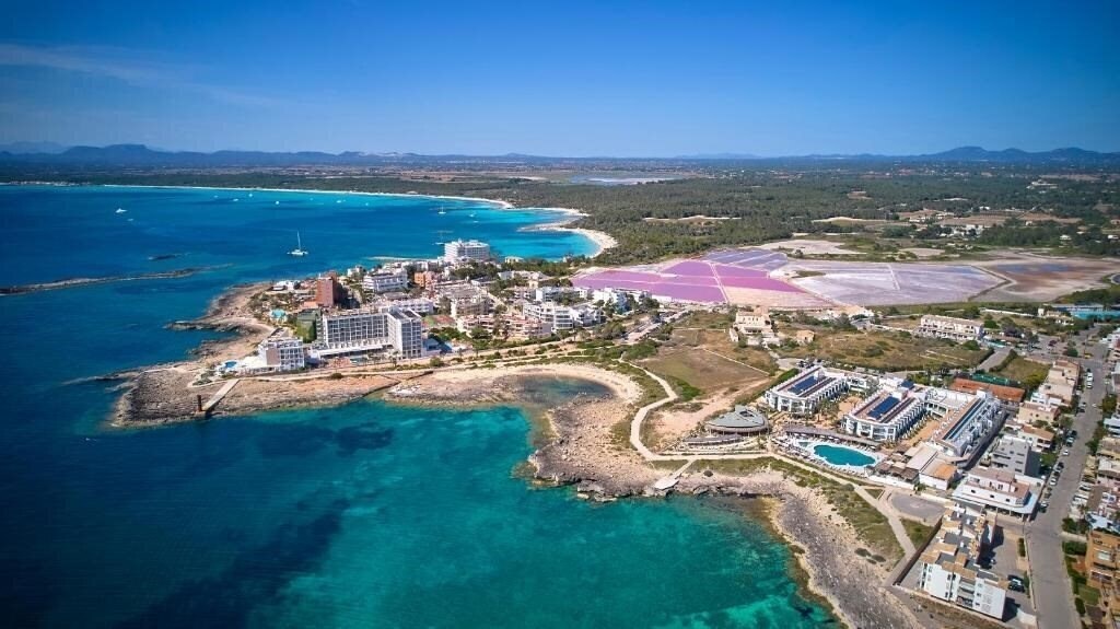 Отель Universal Hotel Romantica 3*