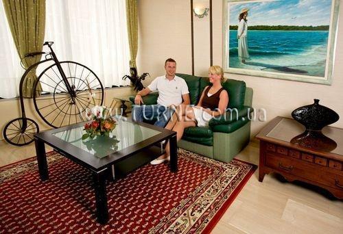 Отель Paguera Beach Aparthotel 4*