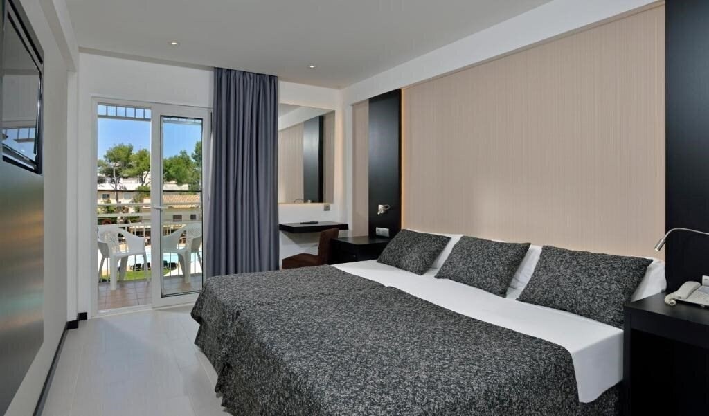 Фото Hispania 4*