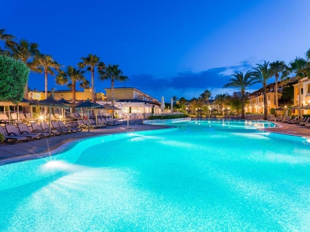 Hotel Club Del Sol Aparthotel 4*