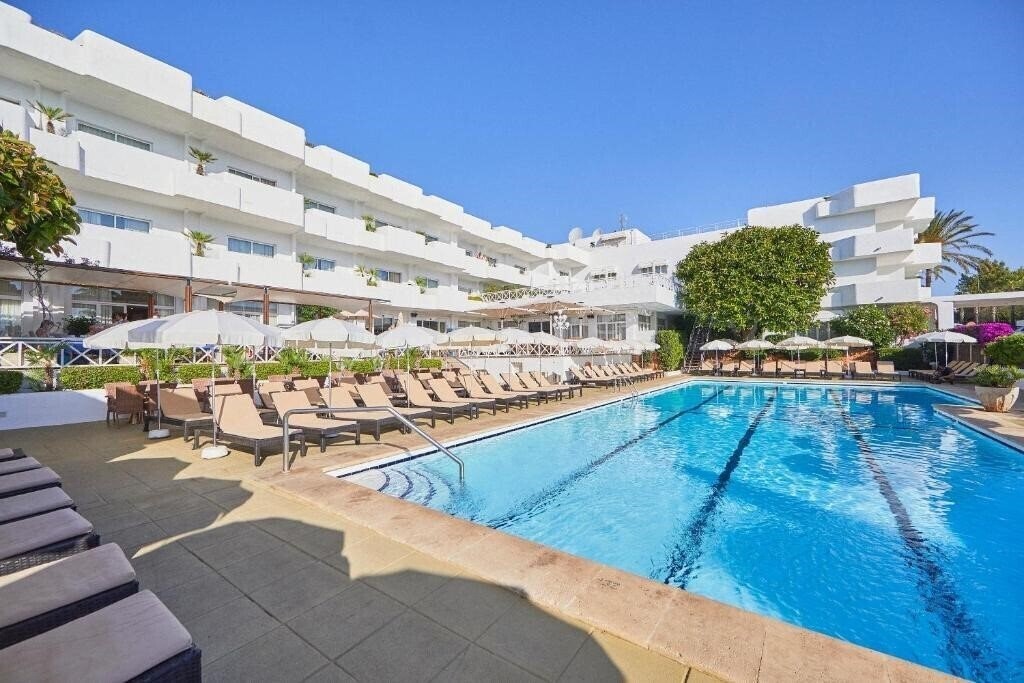 Hotel Rocamarina 4*