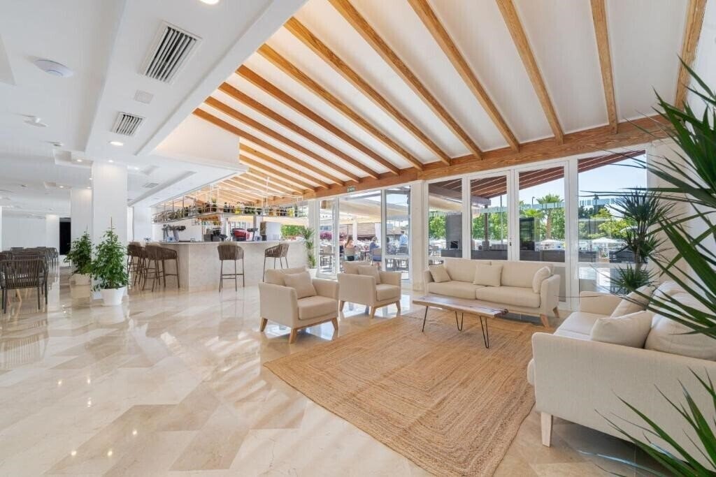 Imaginea Ferrer Isabel Aparthotel апартаменты