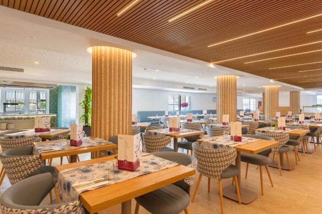 Fotografie Capricho 4*