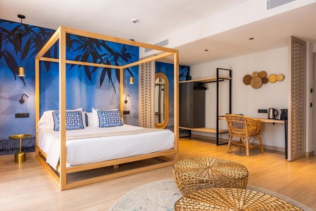 Imaginea Marins Beach Club (ex. Marins Cala Nau) 4*